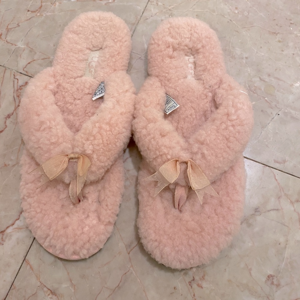 UGG US 9